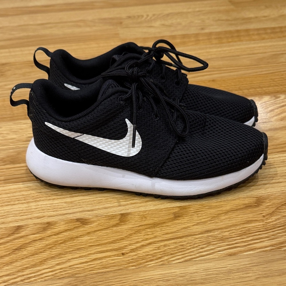 Nike Kids Black Golf Shoes